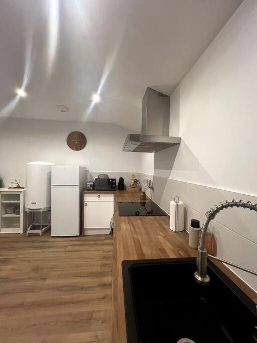 Jolie Maison Avec Courette Bourges Exterior foto