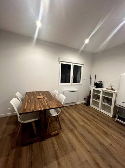 Jolie Maison Avec Courette Bourges Exterior foto